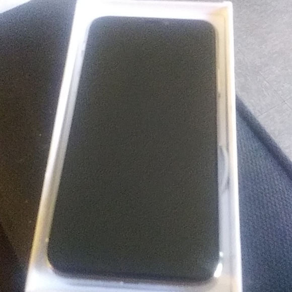 Iphonex - Picture 3 of 4